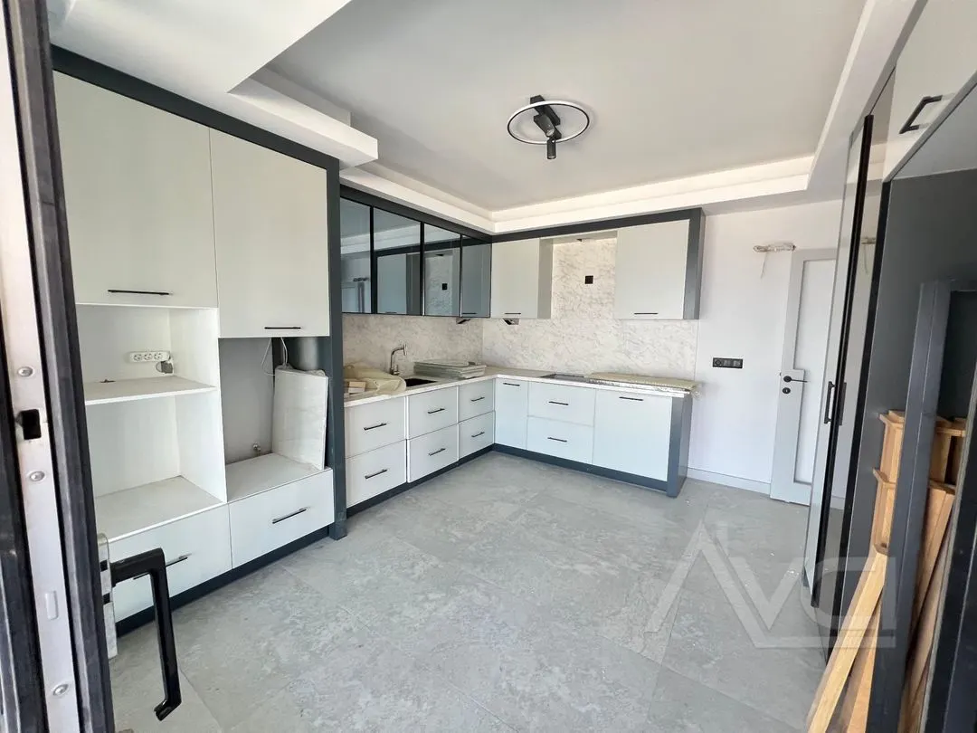 AVCI’ DAN TEK YETKİ 300M2 NET DENİZE SIFIR VİLLA/ÜÇÜNCÜ SIRA