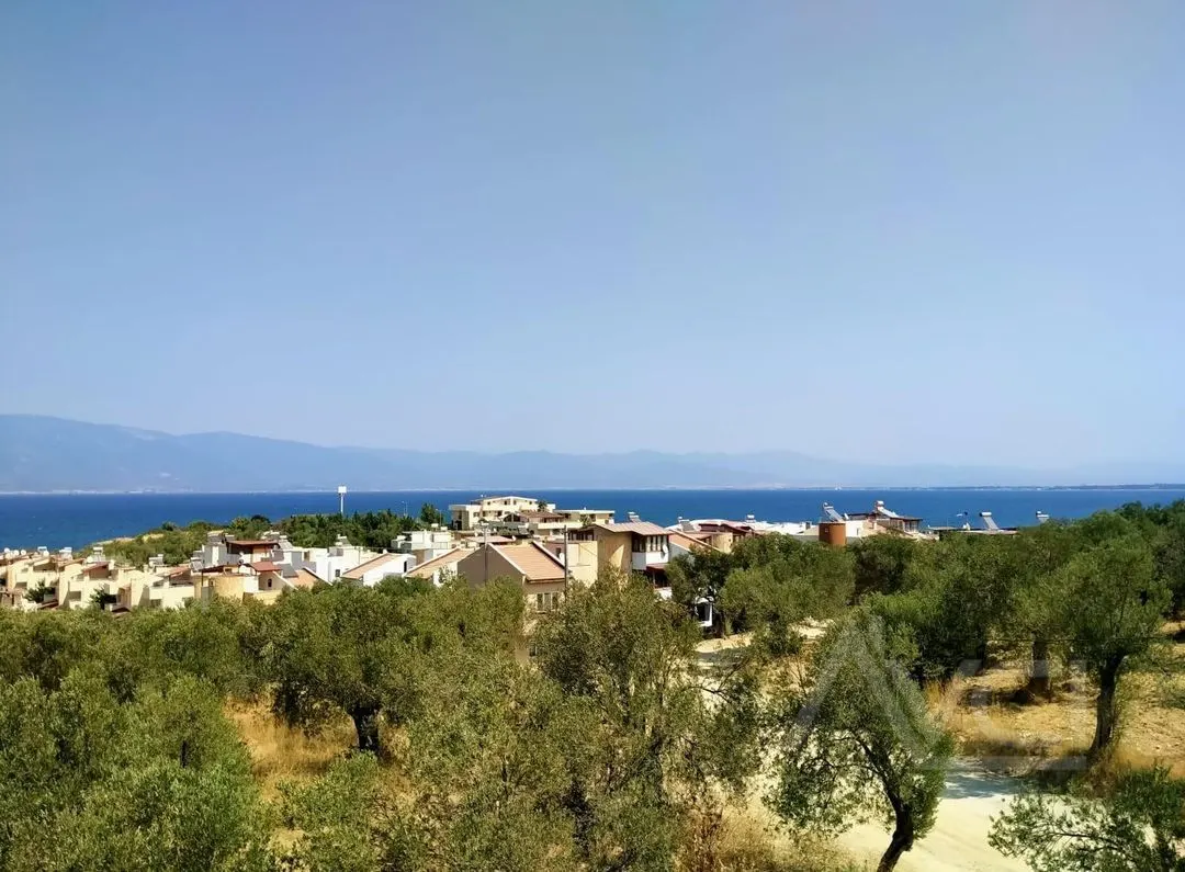 AVCI’DAN TAM MÜSTAKİL DENİZ MANZARALI 275M2 ARSALI VİLLA