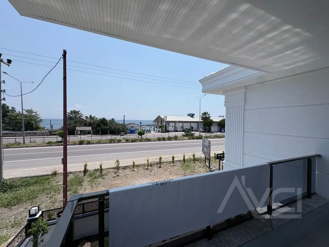 AVCI’DAN KÜÇÜKKUYUDA SİTE İÇERİSİNDE MÜSTAKİL YOLA YAKIN 3+1 VİLLA