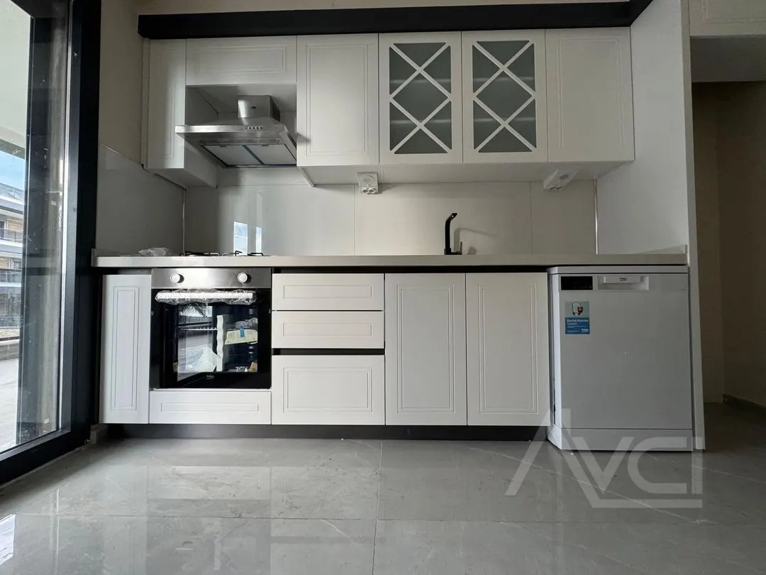 AVCI’DAN DENİZE SIFIR EN ÖN CEPHE HAVUZLU SİTE-EN GÜZEL DAİRE