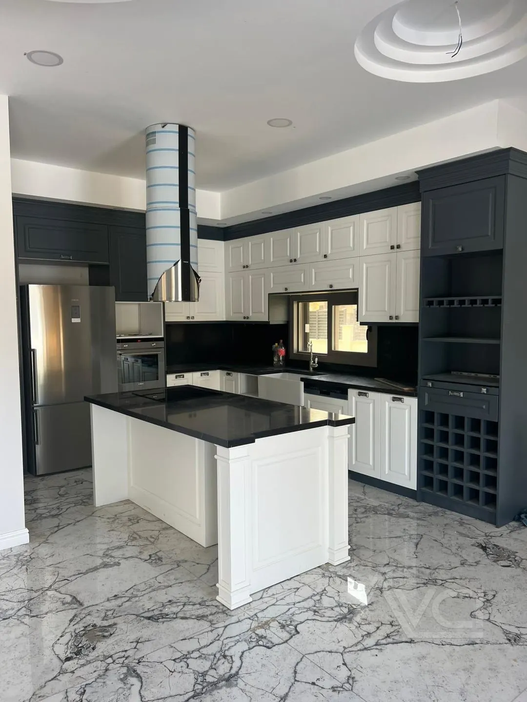 AVCI’DAN 660M2 ARSALI MÜSTAKİL HAVUZLU DENİZ MANZ VİLLA