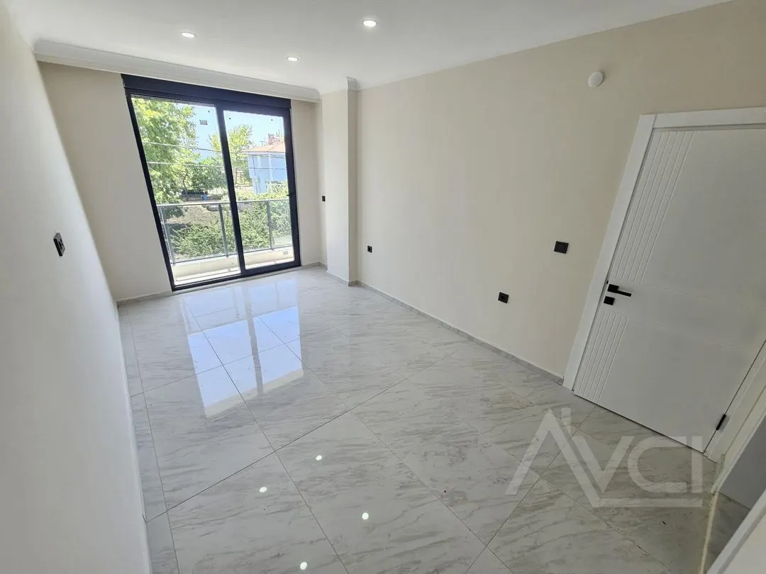 AVCI’DAN FENER HAVACILAR ARASI DENİZE 50 MT 4+1 SIFIR VİLLA