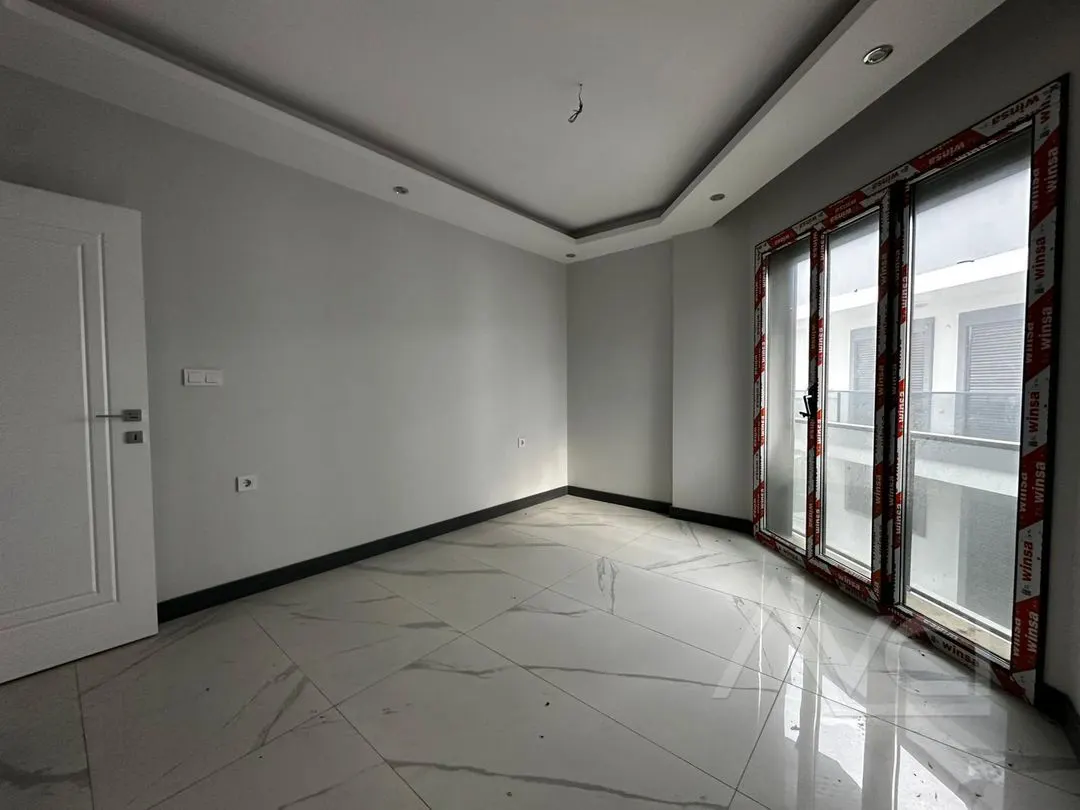 AVCI’DAN ÖREN PLAJA 500MT AYRI MUTFAK 5+1 VİLLA