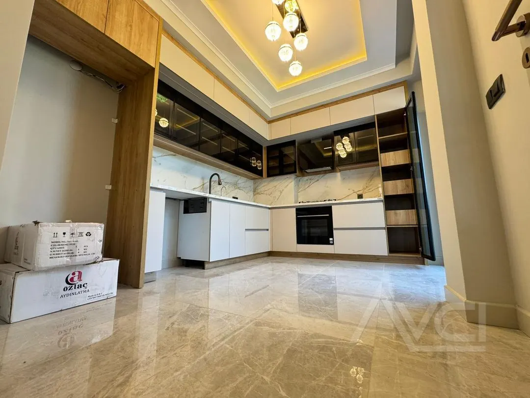 AVCI’DAN YOLUN ALTINDA MÜSTAKİL HAVUZLU 4+1 VİLLA
