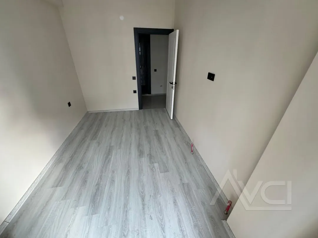 AVCI’DAN DENİZE SIFIR EN ÖN CEPHE HAVUZLU SİTE-EN GÜZEL DAİRE