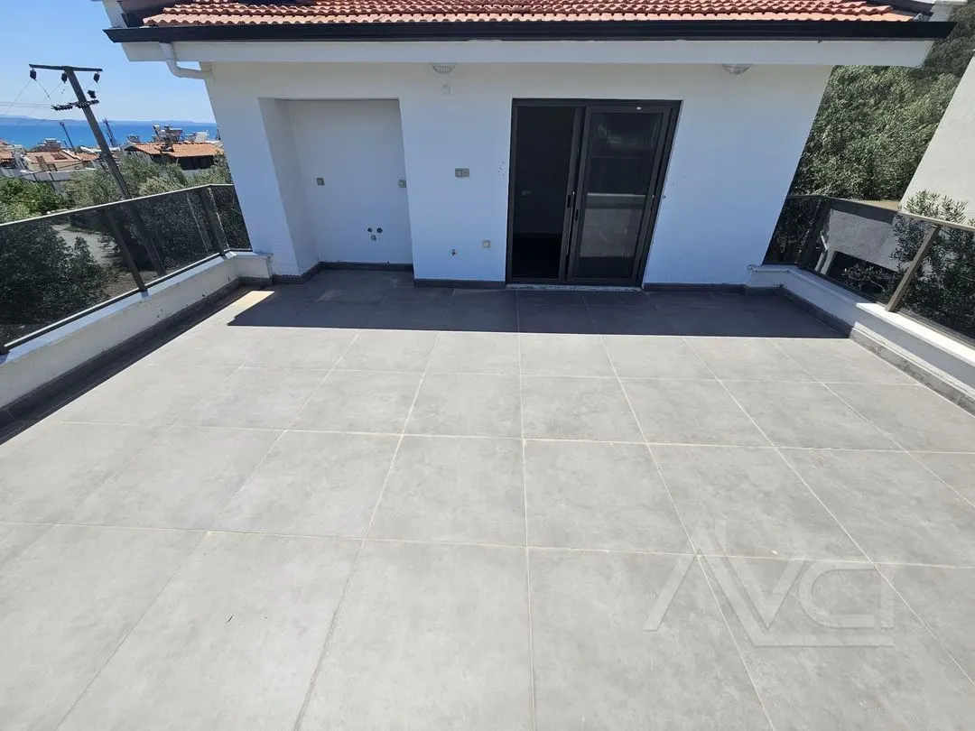 AVCI'DAN 600M2 ARSA TEK KATLI TAŞ 3+1 DENİZ MANZ EN ÖN VİLLA