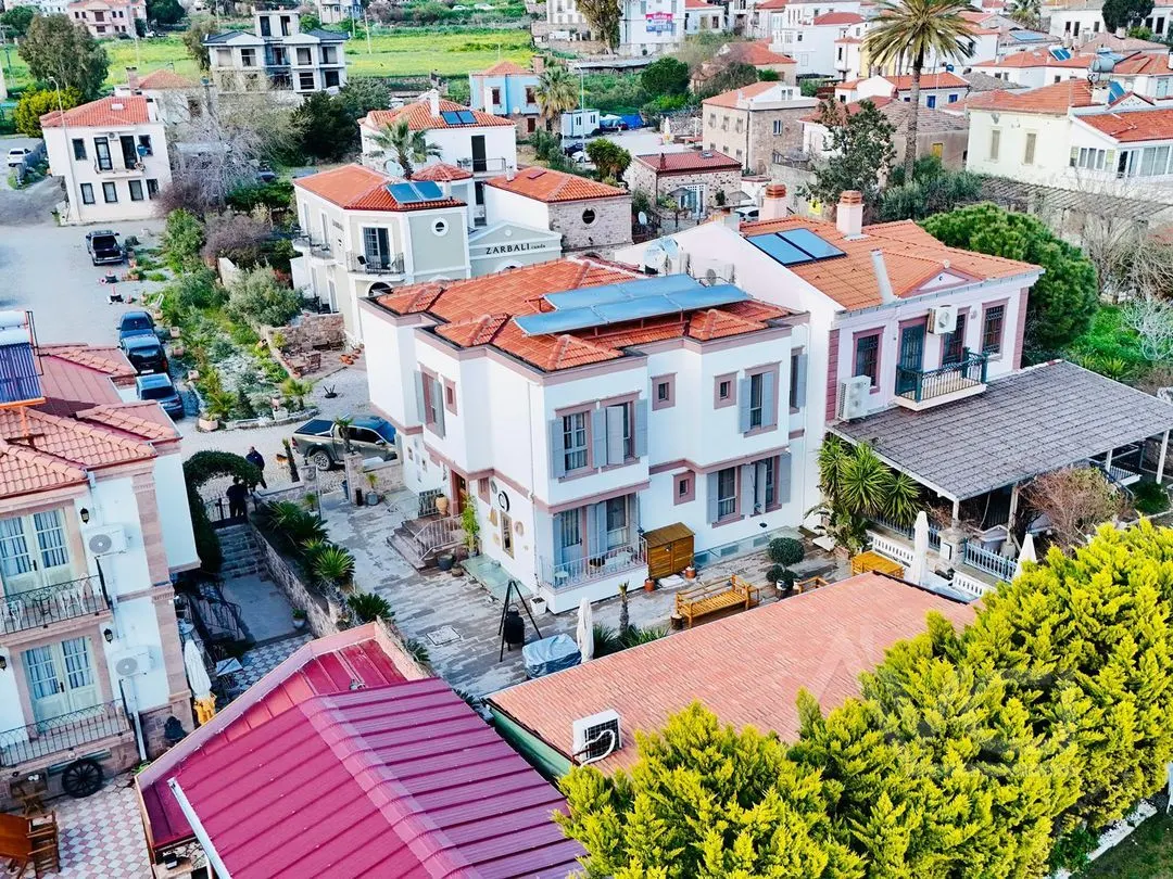 AVCI’DAN CUNDA SAHİLE 50MT 11 ODALI AKTİF TAŞ OTEL