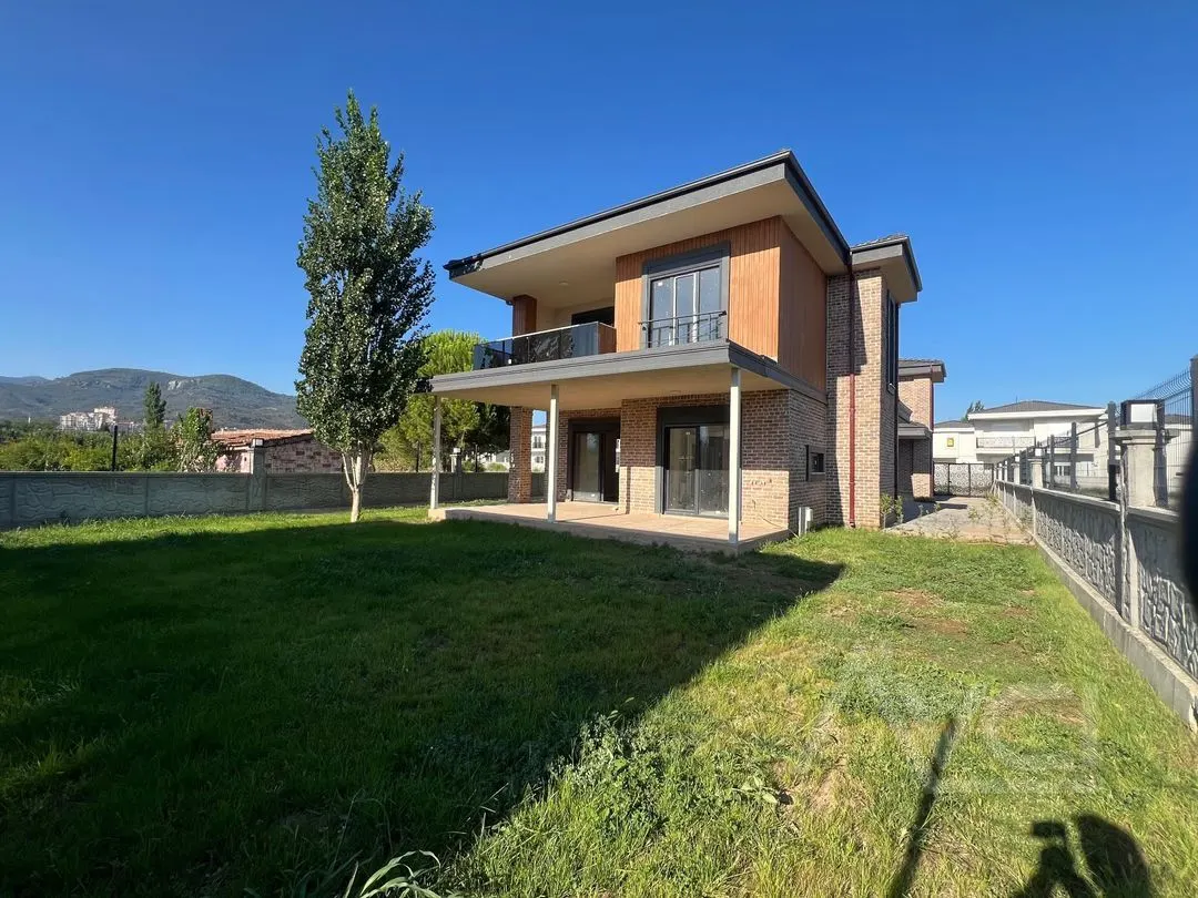 AVCI’DAN 350M2 ARSA İÇİNDE TAM MÜSTAKİL MERKEZİ KONUM VİLLA