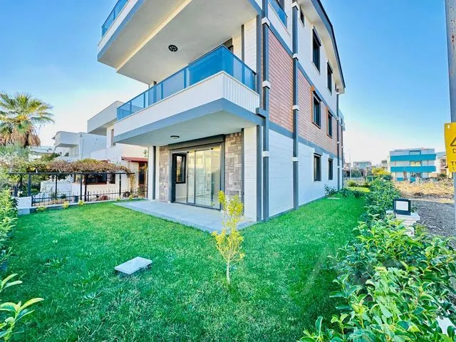 AVCI’DAN DENİZE 300 MT SIFIR TERASLI FUL ISLAK ZEMİNLİ VİLLA