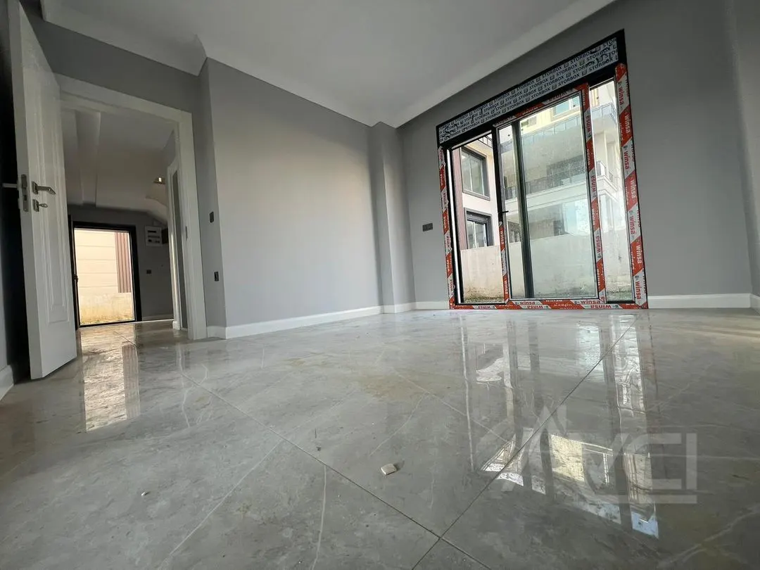AVCI’DAN 400 M2 ARSA İÇİNDE 5+1 LOFT HAVUZLU VİLLA