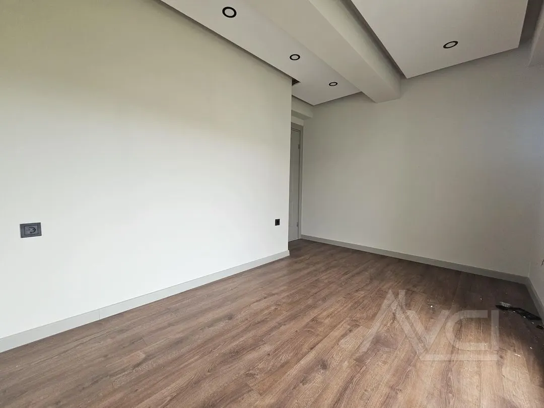 AVCI'DAN YOLUN ALTINDA TAM MÜSTAKİL HAVUZLU LOFT VİLLA