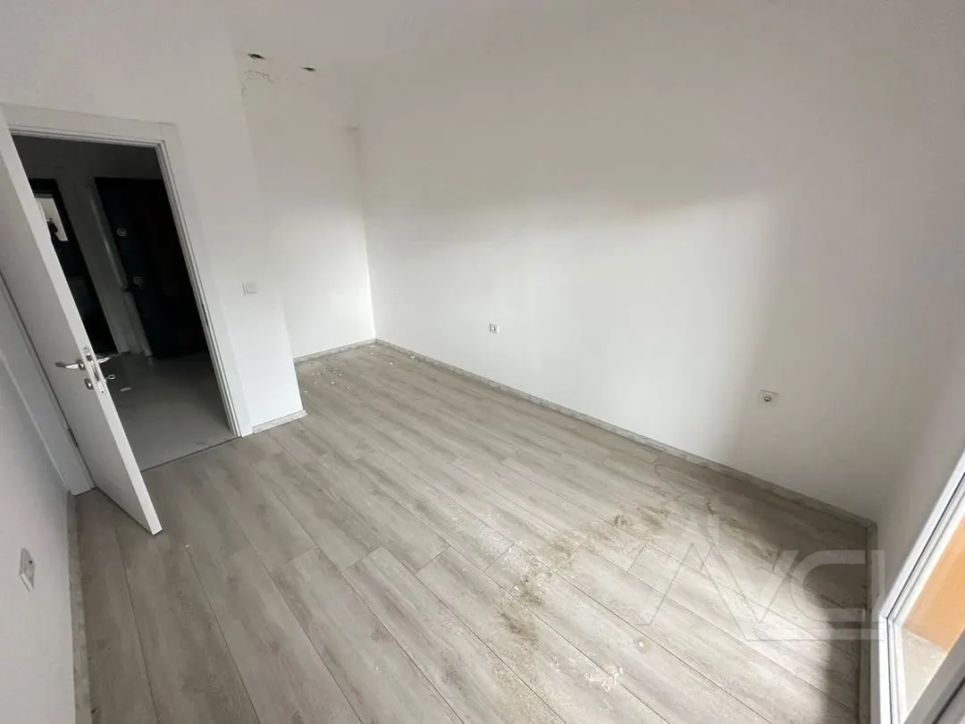 AVCI'DAN TEK YETKİ 2+1 BAHÇE KATI KÖRFEZ HASTANE ARKASINDA SIFIR