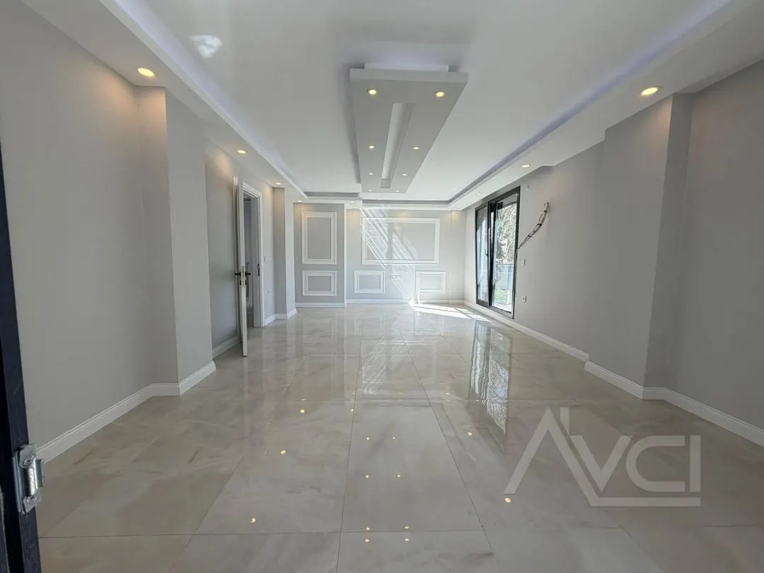 AVCI’DAN ALTINOLUK’TA 270M2 NET ÇOK GENİŞ 4+1 DENİZ MANZARALI