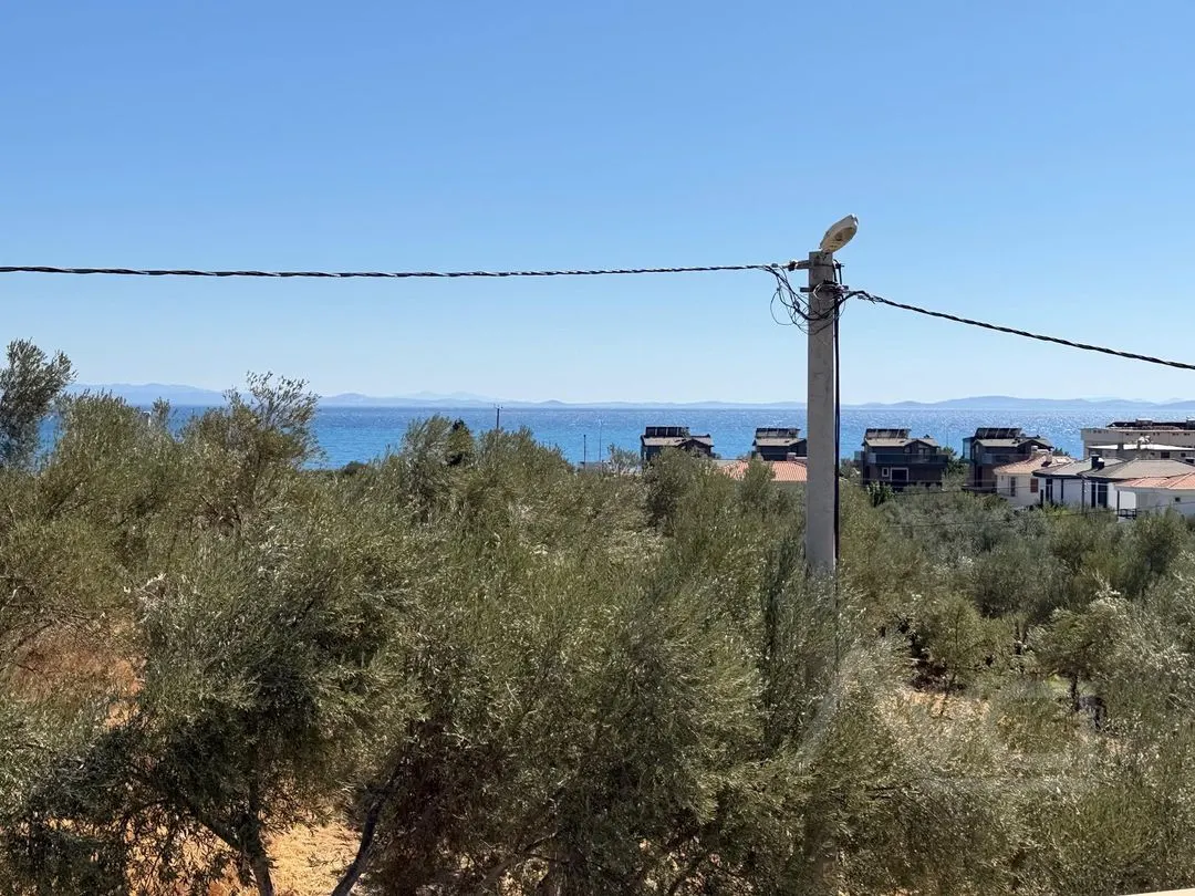AVCI'DAN DENİZE 250MT LÜKS DENİZ MANZARALI 4+1 VİLLA