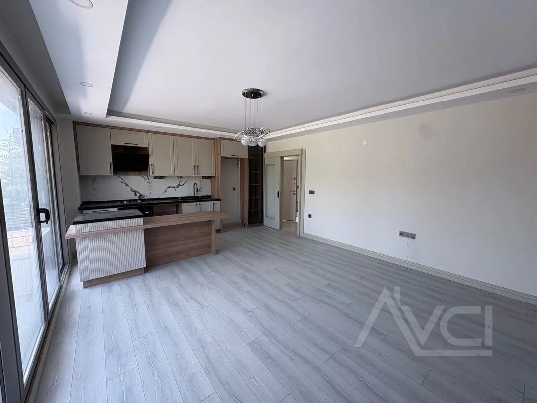 AVCI’DAN NARLI ALTINDA 5+1 DENİZE 100MT İKİZ VİLLA