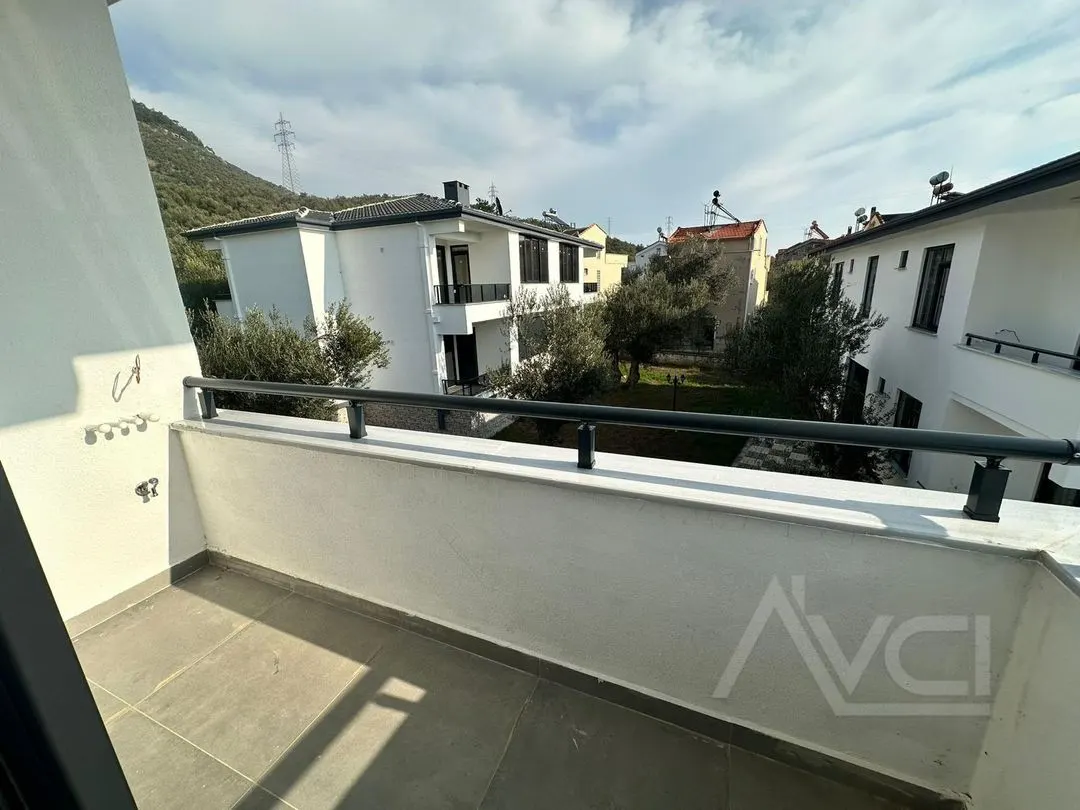 AVCI’DAN VİLLA TADINDA 2+1 SADECE 2 KATLI DAİRE KONSEPTİ